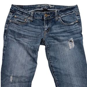 American Eagle Favorite Boyfriend Distressed Denim Jeans Dark Wash 8 SHORT